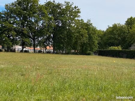 terrain viabilisé à vendre