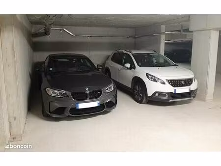 places de parking sous-sol