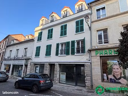 local 170 m² montmorency