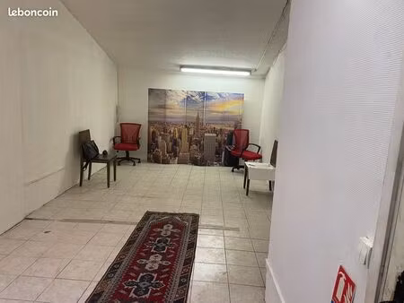 bureau local commercial alouer