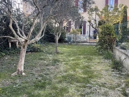 centre-ville sorgues – maison 96 m² avec jardin  calme et lumineuse