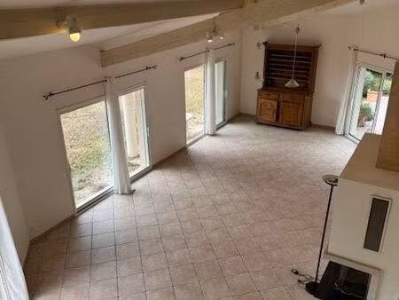 maison 5 pièces 203 m²
