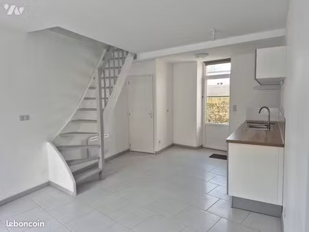 maison 2 pièces 31 m²