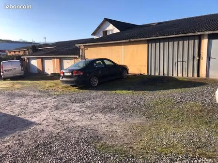 dépôt ou local commercial