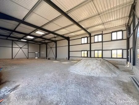local d'activite 402 m² betheny