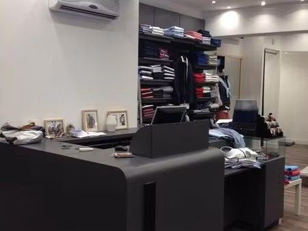 local commercial à louer