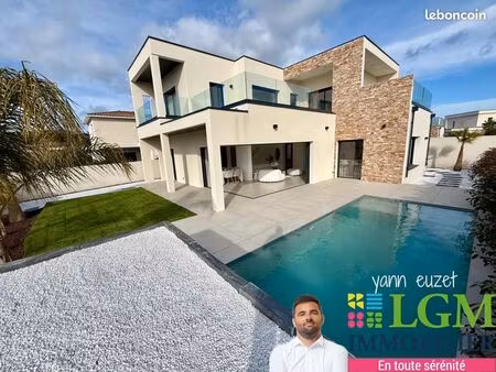 maison 5 pièces 178 m²