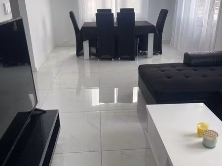 ? à vendre – superbe t3 rénové avec jardin  balcon terrasse et parking – marennes (69970)