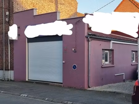 loue local commercial