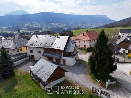 corps de ferme rénové au coeur des bauges