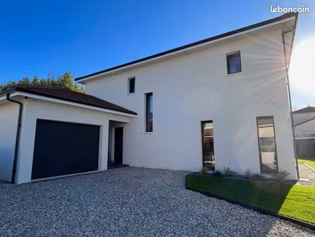 maison récente 4 pièces la carra