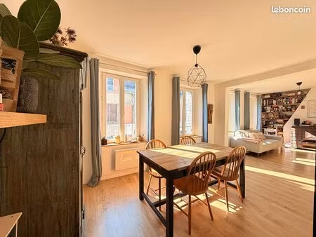 duplex 5 pièces 75 m²