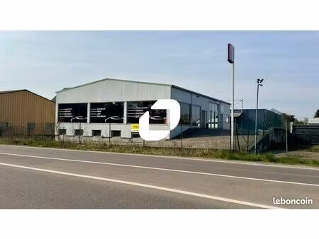 local d'activité 600 m²