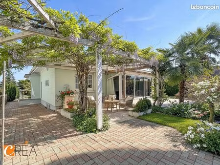 propriété 5 pièces 120 m²