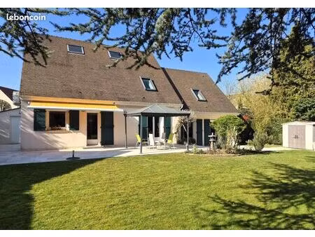 maison 7 pièces 210 m²