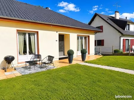 pavillon 6 pièces 110 m²