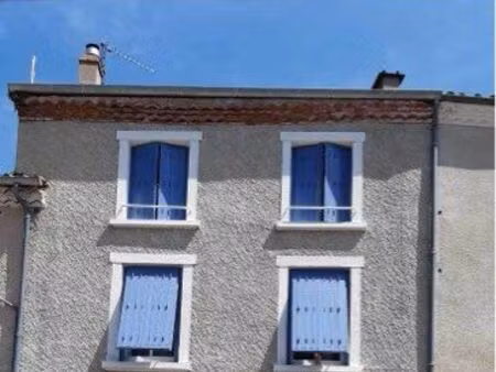 à vendre maison de village + dépendances avec terrain