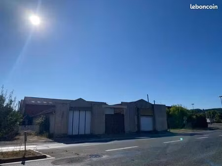 maison 2 pièces 363 m²