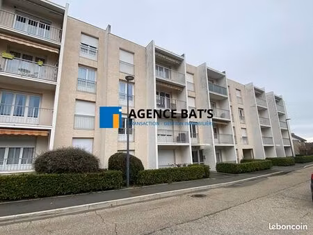 appartement 4 pièces 77 m²