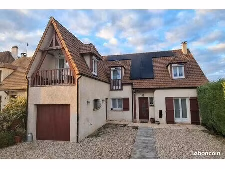 maison 8 pièces 140 m²