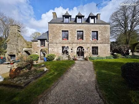 propriété 6 pièces 140 m²