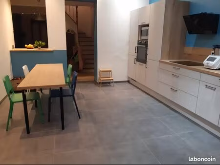 maison de ville meublée