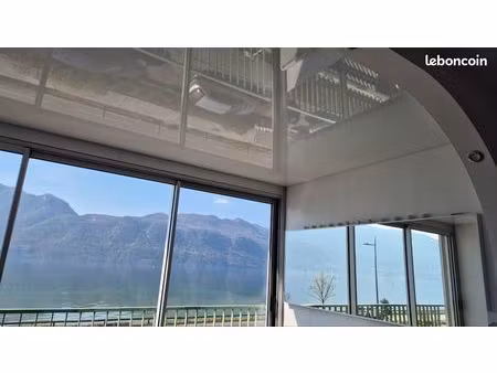 2 pièces avec magnifique vue lac