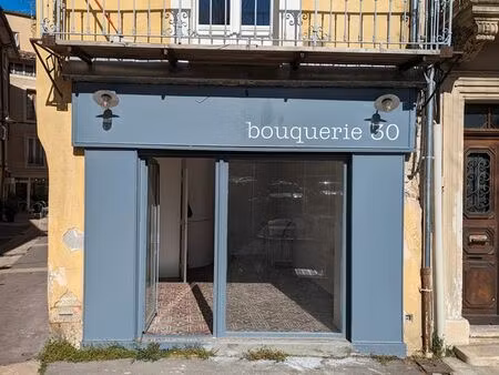 boutique ou bureau - place de la bouquerie - emplacement n°1