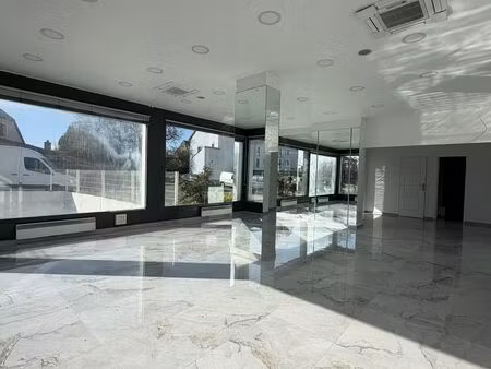 local commercial 80 m² illzach