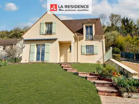 maison 6 pièces 130 m²