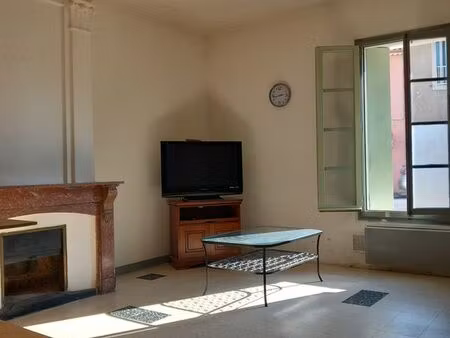 loue studio meublé 28m2