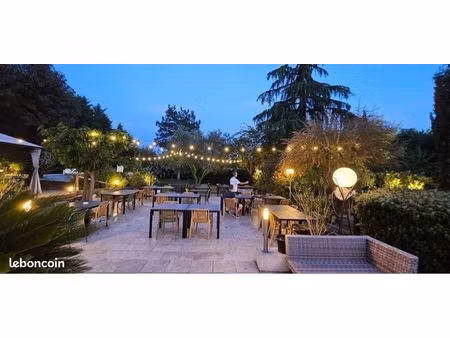 hôtel restaurant à saisir