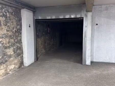 garage double fermé 22 m² – 2 voitures – sécurisé – colonel fabien canal st martin