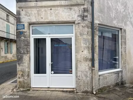 local commercial pont l abbé d arnoult 35m2 neuf
