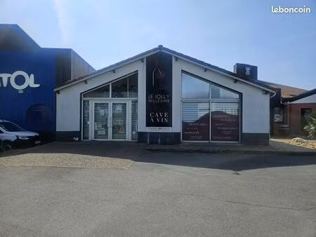 local commercial 200 m² saintes