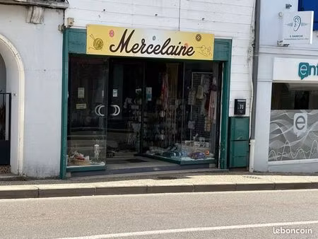 local commercial à louer