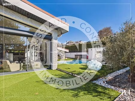 maison 6 pièces 206 m²