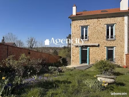 maison 6 pièces 109 m²