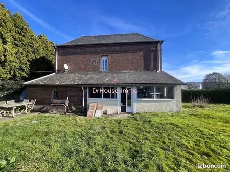 propriété 6 pièces 104 m²