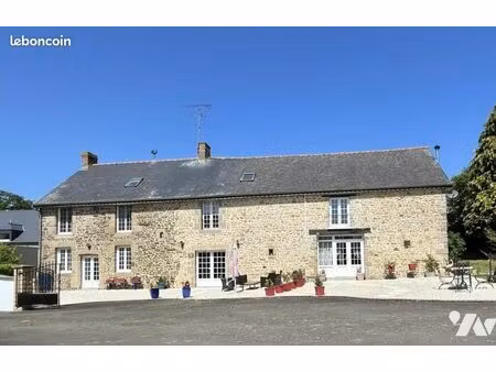 maison 330 m² villiers le pre