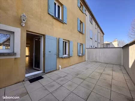 appartement 3 pièces 84 m²