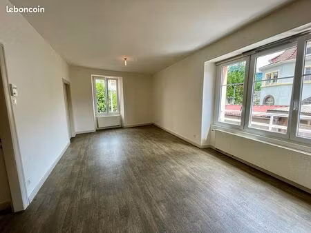 appartement 5 pièces 93 m²