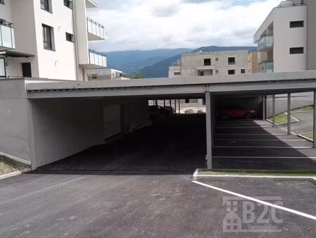 parking/box 15 m² montbonnot-saint-martin