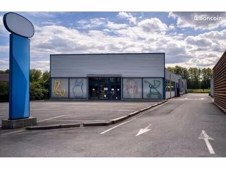 à louer - local commercial 475 m2 à saint-louis/hésingue