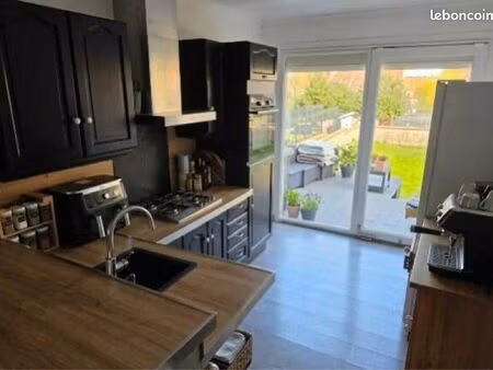 maison 3 chambres   jardin