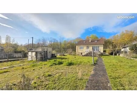 maison 5 pièces 93 m²