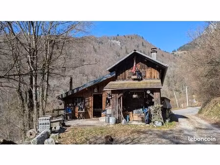 chalet 2 pièces 80 m²