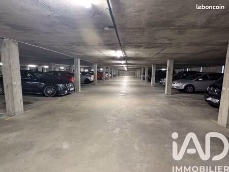 parking/box saint-herblain