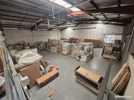 local d'activité 572 m²
