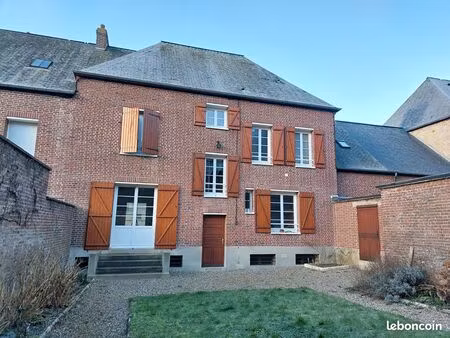 maison 7 pièces 151 m²